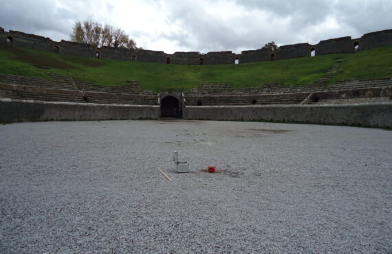 Misura delle vibrazioni ambientali tramite stazione singola nel sito archeologico di Pompei